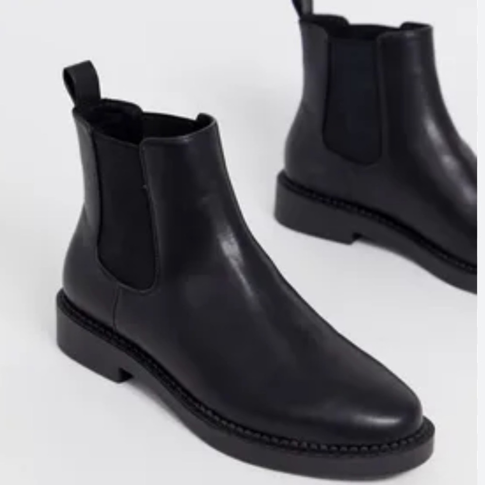 ASOS Sleek Black Chelsea Boots